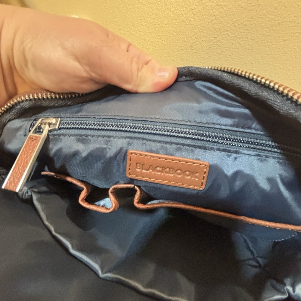 Bugatti Horizon 2 Blackbook Leather Crossbody Bag In Cognac Adjustable Straps - Picture 9 of 16